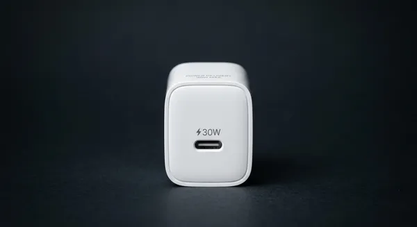 Kabel USB-C na USB-C 2 m (w oplocie)